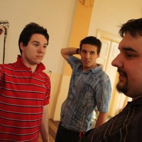 V roce 2014 vznikl sestřihem celé trilogie Bastardi, Bastardi 2 a Bastardi 3 televizní seriál Bastardi.