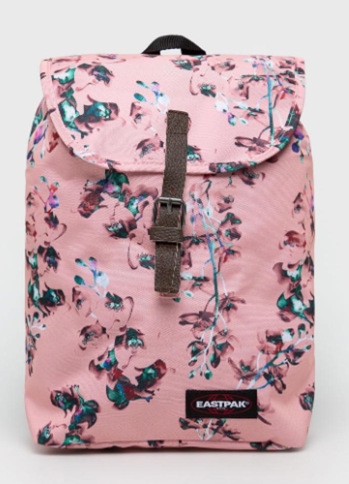 Nepotrpíte si moc na eleganci? Nevadí! I pro vás máme tip. Tento růžový sportovní batůžek na cvoček bude tím pravým. 