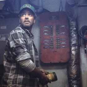 Všechny mrtvé ryby byly vyrobené z gumy, ty živé zase animatronickými loutkami.