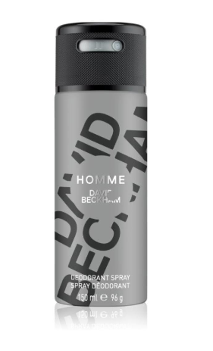 Parfémy lze také zakoupit jako deodorant. Vůně je tvořena kořeněnou kompozicí - citrusy, pepř či zázvor. 