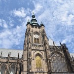 Katedrála sv. Víta, k jejíž stavbě významně přispěl Karel IV. 