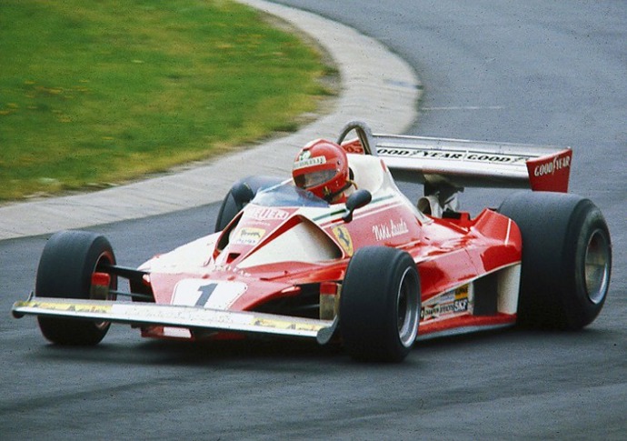 Dne 1. srpna 1976 na německé trati Nürburgring měl Niki Lauda potvrdit, že je blízko k obhajobě titulu. Při tomto závodě však měl nehodu.