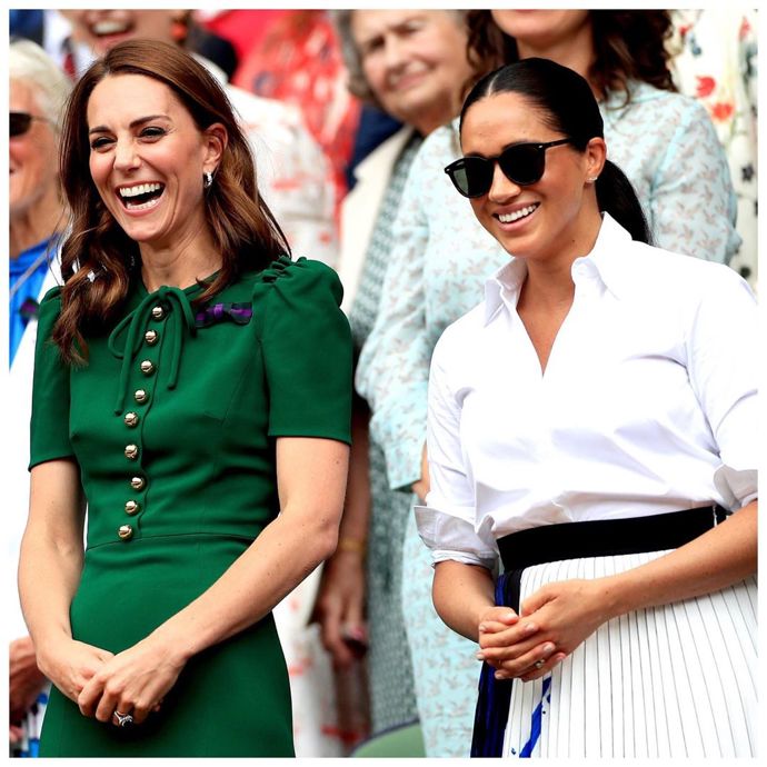 Meghan ráda volí nadčasové střihy a jednoduchý design s originálními prvky. 