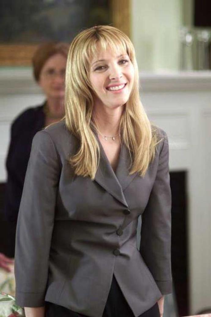 Volá proto svému psychiatrovi, doktoru Benu Sobelovi, ten se s ním však odmítne bavit. Vzápětí Sobel najde doma dvojici agentů FBI, kteří se ho na Paulův telefonát vyptávají. 