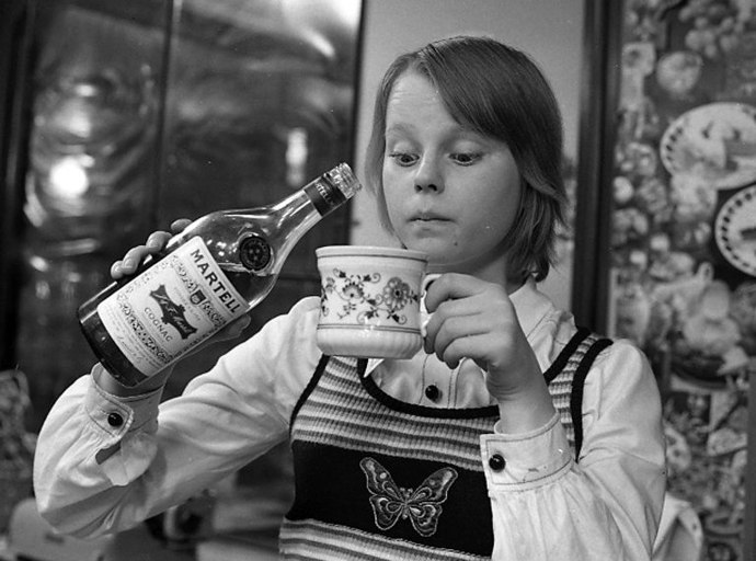 Laskavá komedie z roku 1974 o jedné předávací inventuře, jež je důkazem, že i takové místo jako sklad se může stát dějištěm úsměvného příběhu.