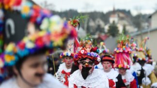 Masopust 2020: Těšte se na spoustu jídla, pití i originální masky. Kdy se letos slaví?