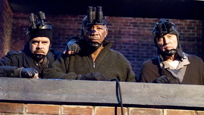 Staří a neklidní je komediální kriminálka, ve které hraje mimo jiné respektovaný herec Morgan Freeman. Film pojednává o hlídačích v muzeu, kteří se roznodnou ukrást oblíbené exponáty.