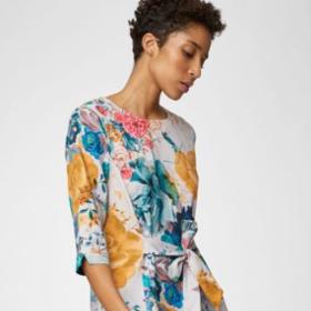 Tyto šaty rozhodně využijete více než jednu sezónu. Jsou vyrobené z kvalitního a vzdušného materiálu, který vám zajistí pohodlnost. 