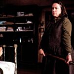 ...láme kladivem nohy.