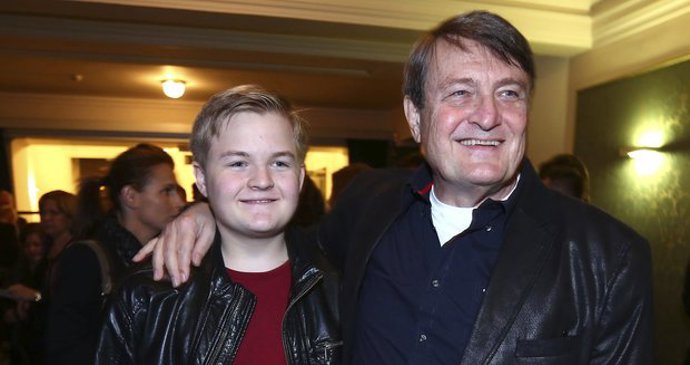 Smrt Bartošové vyvolala značný mediální ohlas jak u seriózních médií, tak v bulvárním tisku.