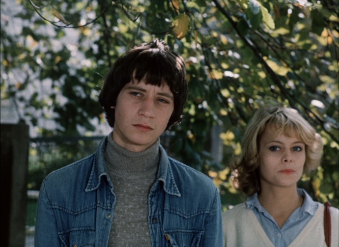 Jak svět přichází o básníky je komedie z roku 1982. Jde o vůbec první z celkem šesti snímků o "Básnících" od režiséra Dušana Kleina. Na film se přišlo do kin podívat více než jeden a půl milionu diváků.