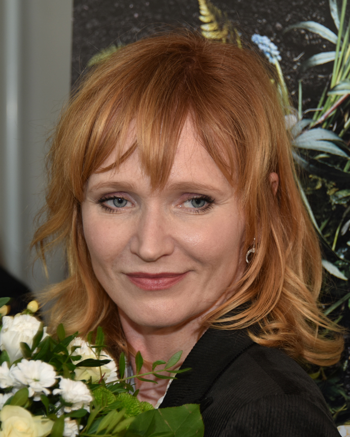 Anna „Aňa“ Geislerová je česká filmová herečka, spisovatelka a modelka, která obdržela tři České lvy pro nejlepší herečku v hlavní roli a další dva pro nejlepší herečku ve vedlejší roli. Jejími sestrami jsou herečka Ester Geislerová a výtvarnice a zpěvačka Lenka Geislerová.