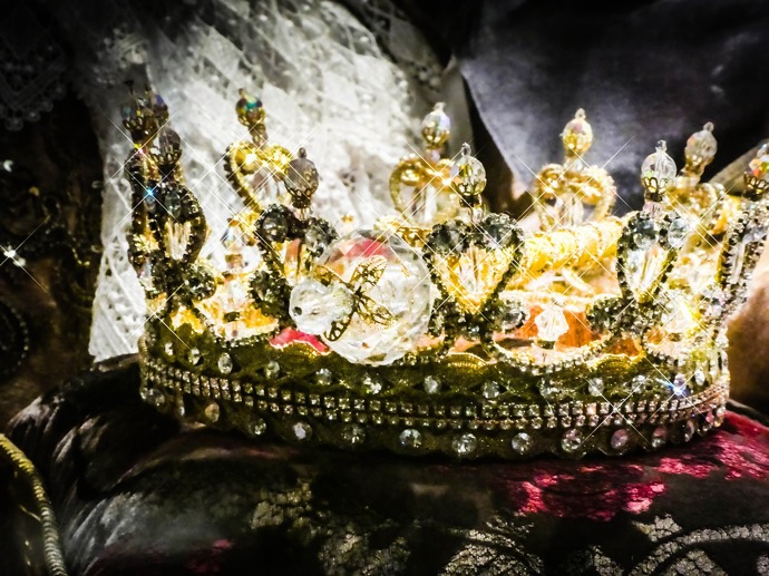 Znamení zvěrokruhu Lev (23. 7. - 22. 8.): Lvi zastávali v minulém životě významný post, proto v nich zůstalo vědomí vlastní výjimečnosti!