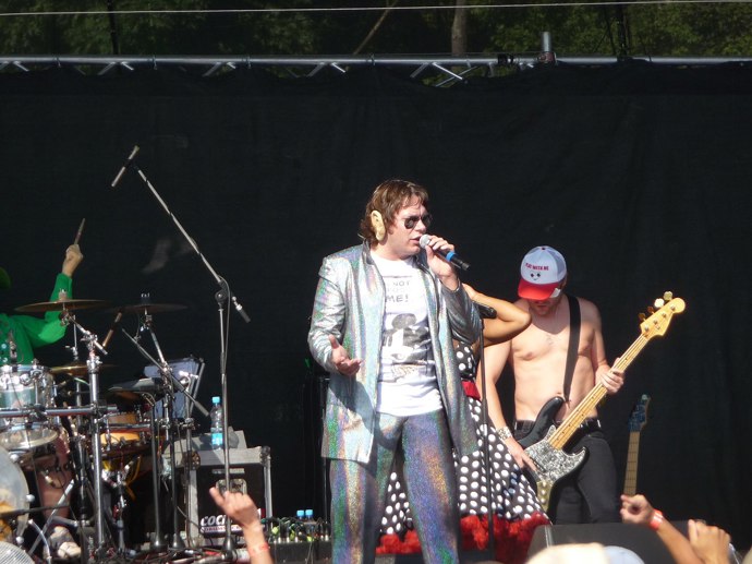 Na loďce ubíhající šumavskou řekou Otavou si Matěje Rupperta vzala herečka a zpěvačka Karolína Chytilová, Manželství se ale záhy rozpadlo.