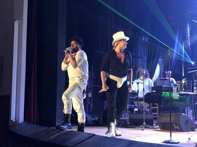  Kromě tónů se věnuje i filmu. Zahrál si v komedii Pupendo, v road movie Pusinky nebo v dramatických 3 sezónách v pekle.