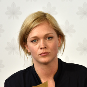 S návrhářkou Josefinou Bakošovou vytvořila dětské kabelky Pepieta. Následovala kolekce trik Manifesto a Manifesto EMET. Dvě knihy Terapie sdílením, kolekce šatů “To a jen sen.”