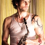 Walter Sparrow si díky své totální temné posedlosti číslem 23 udělá ze svého dosud idylického života peklo a psychická muka, což by mohlo vést k jeho smrti, stejně tak jako ke smrti jeho milovaných.