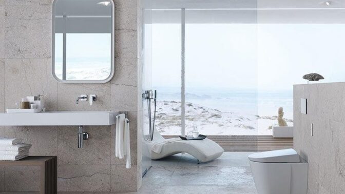 Designově a funkčně: koupelnové zástěny jsou zase trendy