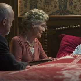 The Boy (2016). Taková obyčejná porcelánová panenka a přitom dokáže jíst burákové máslo.