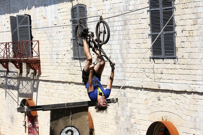 Ale i zde bylo plno obtížných úkolů.