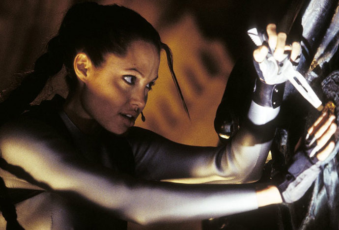 Většinu kaskadérských kousků absolvovala herečka zcela sama.