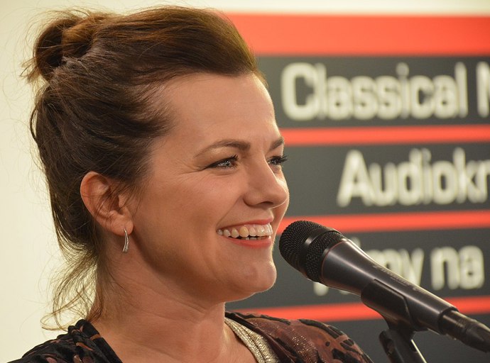 V roce 2010 se objevila v hlavní ženské roli Dorotky v muzikálu Kat Mydlář, v roli Evelíny v muzikálu Baron Prášil a v roli Soni v muzikálu Ať žije rokenrol. V tomto roce také zasedla v porotě německé pěvecké soutěže PopStars a na německé televizi ZDF moderovala jednou týdně svůj vlastní hudební pořad s názvem NeoMusic: Wanted, jehož hlavní doménou byla živě hraná hudba.