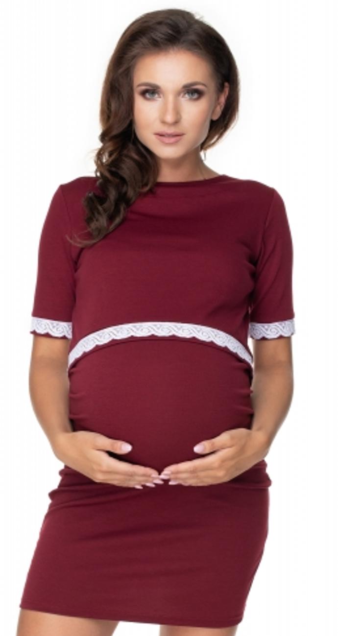 Během nakupování těhotenského oblečení také myslete na období po porodu. Vyberte si třeba šaty, které jsou přizpůsobeny kojení.