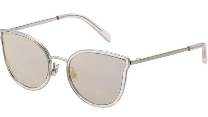 Brýle ve tvaru kočičích očí jsou ideální pro ženy s kulatým nebo oválným tvarem obličeje. 