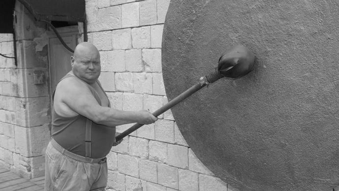 Stalker, nebo člověk, kterému se v životě moc nedařilo?