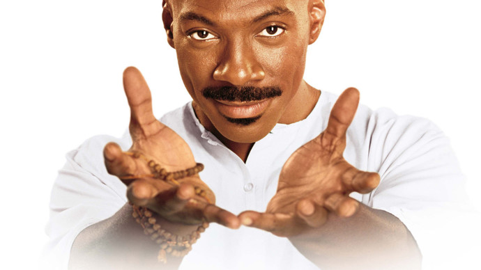 Při společné cestě na obchodní schůzku se Ricky a Kate  náhodně seznámí s podivínem, který si říká „G“ (Eddie Murphy) a oděn pouze v lehký úbor, putuje krajinou, veden svým duchovním posláním.  Ricky poutníka nechtěně málem srazí  a  poté, co za něj zaplatí lékařské ošetření si ho dokonce nastěhuje do svého luxusního domu.