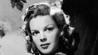 Judy Garland nehledě na svůj tragický osud patří mezi největší hollywoodské legendy všech dob.