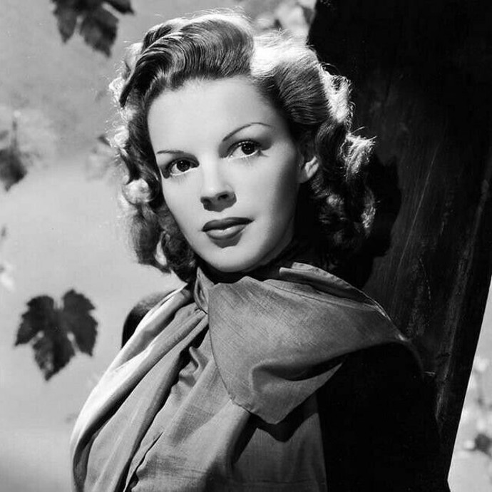 I když Garland patřila mezi největší ikony klasického Hollywoodu, v době její smrti se hodnota veškerého hereččina majetku odhadovala na pouhých 40 tisíc dolarů.