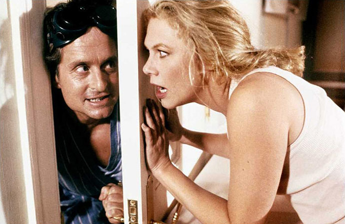 Michael Douglas se od filmu Válka Roseových moc nezměnil...