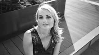 Bára (40): Žiji ve zlaté kleci. Mám bohatého partnera, děti, luxusní domov a jsem strašně nešťastná