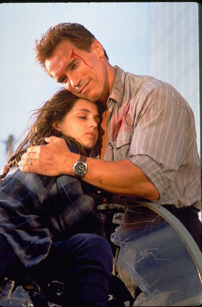 Chybělo málo a Arnieho by role v tomto filmu stála život.