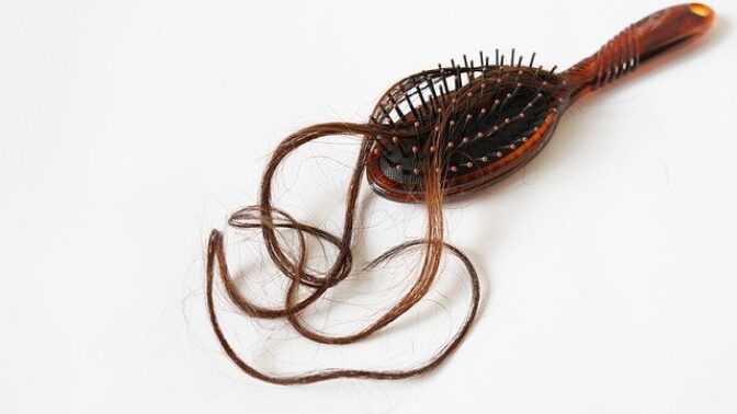 Ztráta vlasů: 7 otázek, které vás zajímají