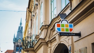 Potravinám Žabka se daří, desítky prodejen otevře i v regionech