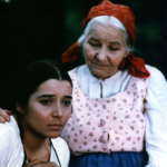 Libuše Geprtová se proslavila hlavně svoji legendární rolí ve filmu Babička. 