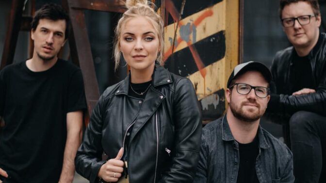 Koncert pro vlasy: Nenechte si ujít online hudební počin pro dobrou věc!