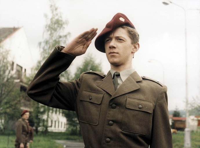 Copak je to za vojáka: Jiří Langmajer jako svobodník Kouba, který má slabost pro ženy.