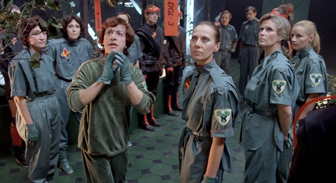 Na motivy filmu vznikla i počítačová hra A.D. 2044.