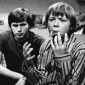 Můj brácha má prima bráchu přinesl slávu také tehdejšímu dětskému herci Romanu Čadovi. 