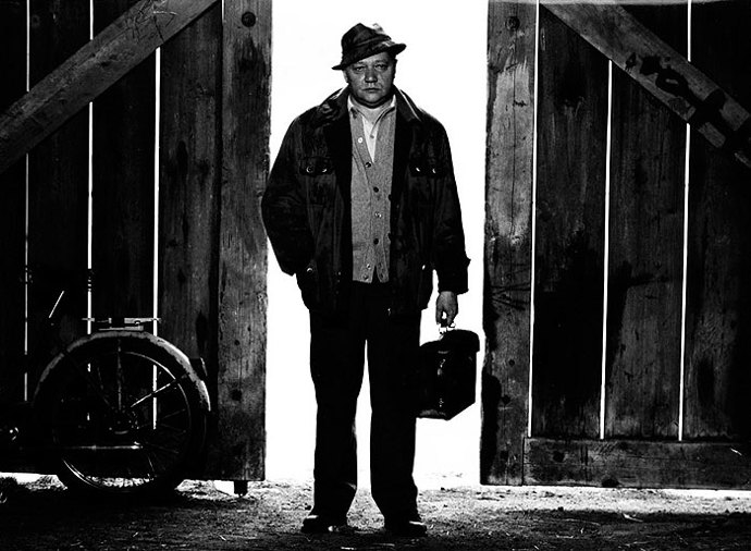 Rudolfa Hrušínského i přes zákaz činnosti prosadil do filmu režisér František Vláčil