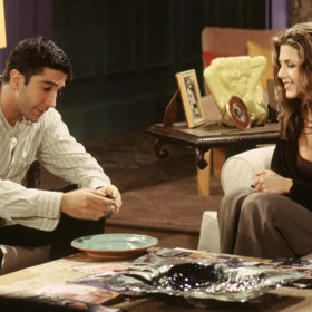 Po ukončení seriálu uspořádala Aniston ve svém domě rozlučkový večírek.