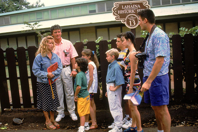 Představitelka Karen (Angela Watson) to měla hodně těžké. Všechen její honorář shrábli rodiče a utratili jej za hazard a vlastní koníčky.