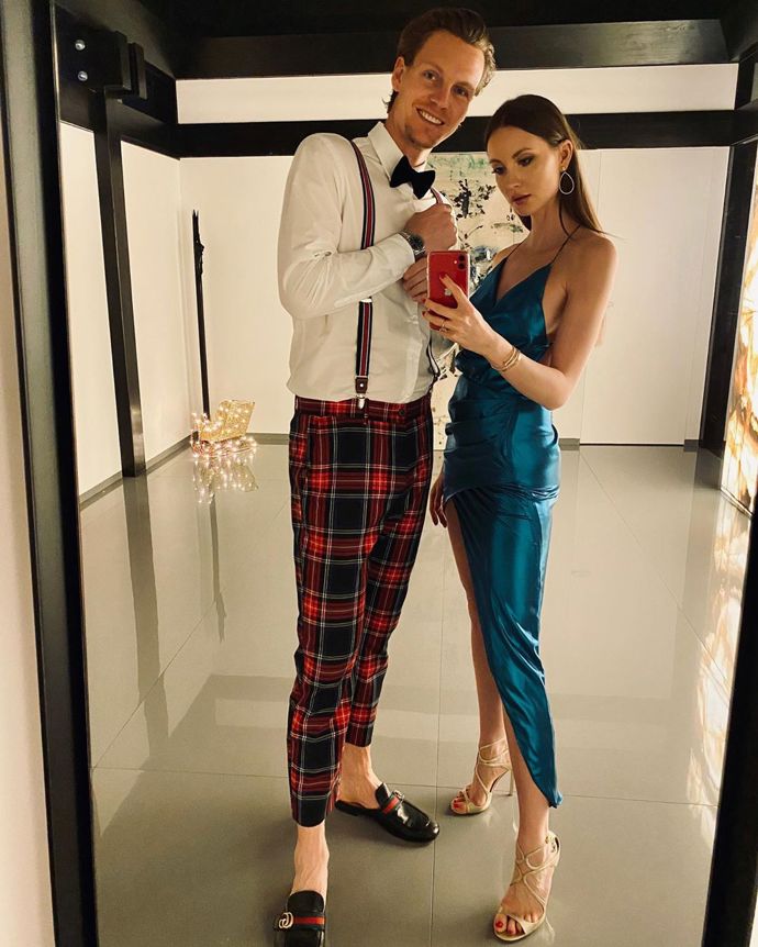 Ester má již Tomáše v oku a tak se někdy stává, že mu oblečení pořídí sama modelka. 