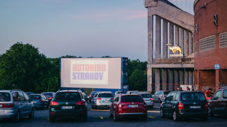 Kino, muzeum i oblíbené nakupování. Nejen na to se teď Pražené mohou těšit.