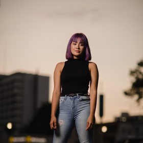 Špatně zvolený střih džínů může upozornit na vaše nedostatky. Proto si střih pečlivě vybírejte.