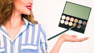 Tipy na letní líčení: Co udělat pro to, abyste se neroztékala?