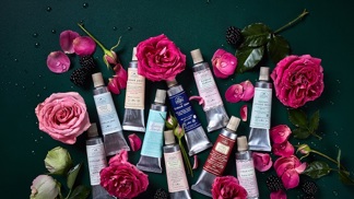 Znáte sílu organické kosmetiky té nejvyšší kvality vyrobené v Česku? Seznamte se s APOTÉKOU.